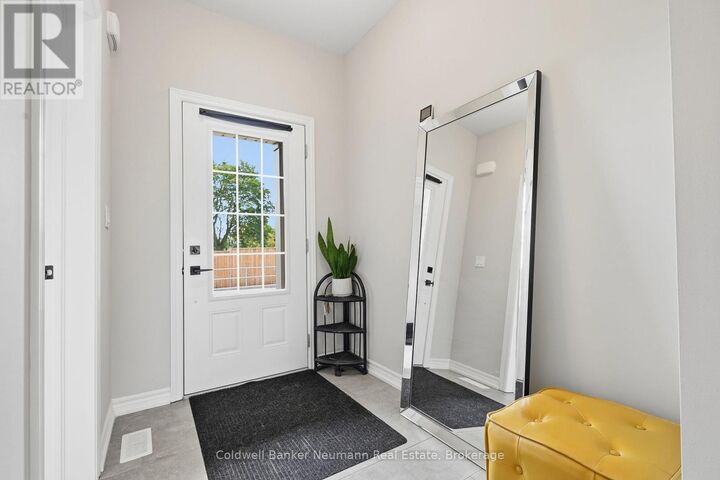 Property Photo:  3 Braida Lane  ON L7J 0B7 