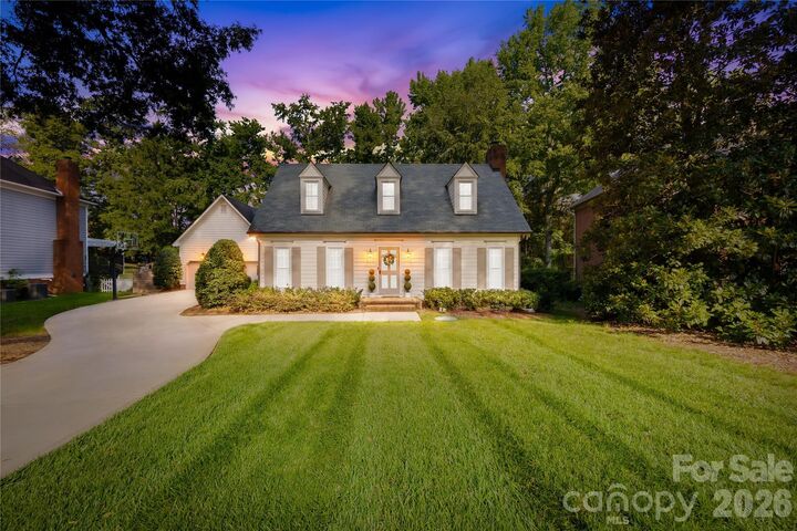 Property Photo: 6616 Mays Chapel Lane NC 28270