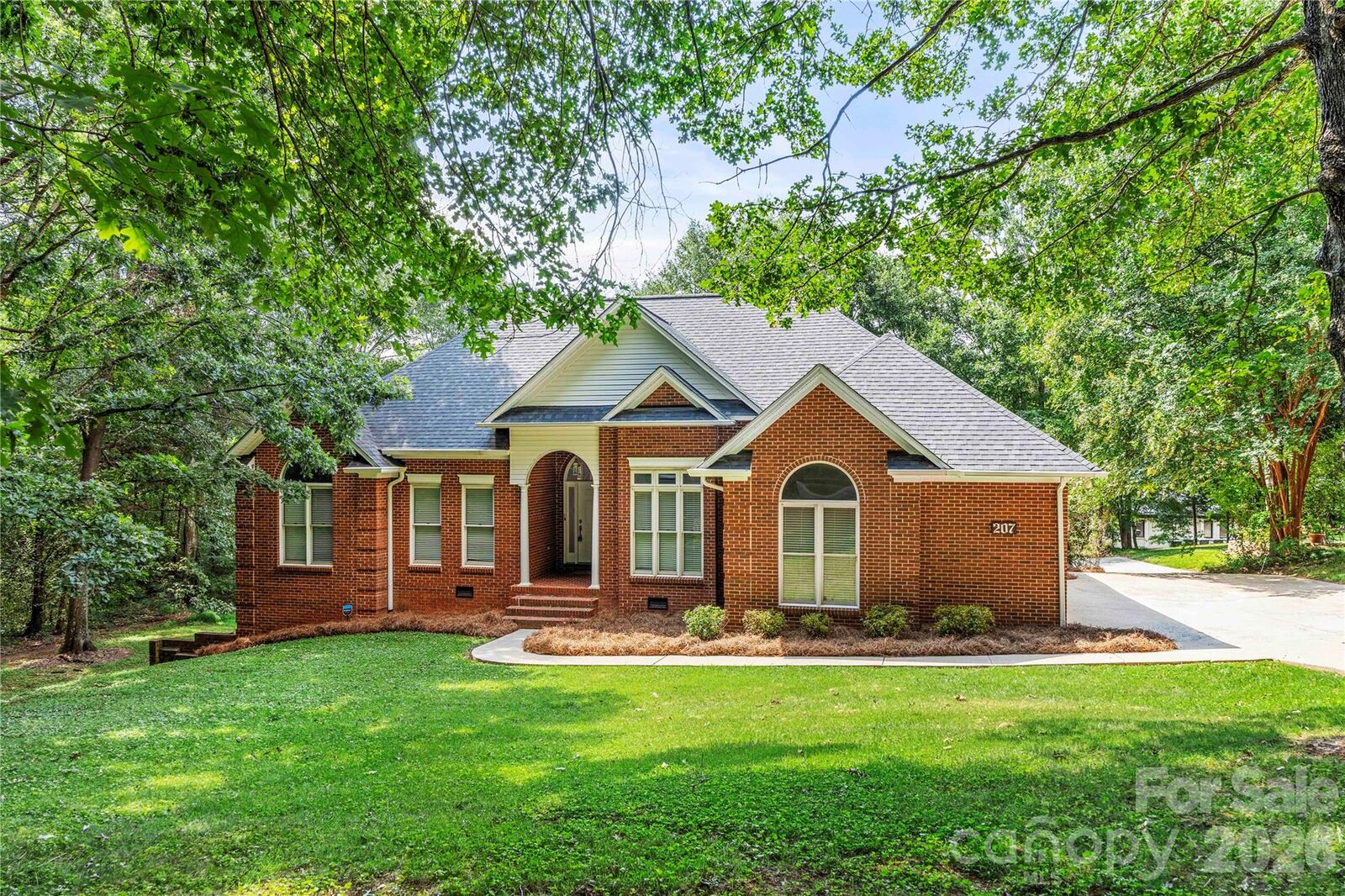 Property Photo:  207 Hollow Road  NC 28092 