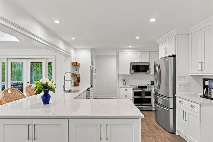 Property Photo:  6 Conch Court  SC 29451 