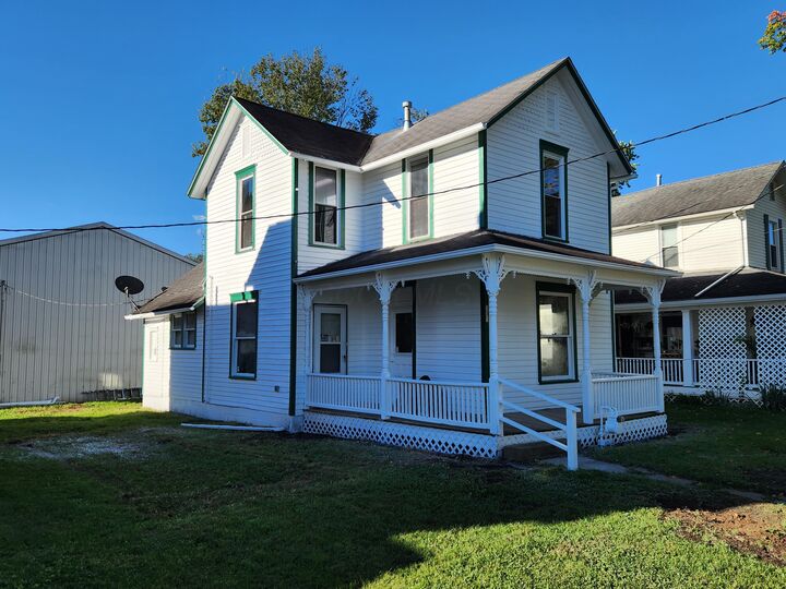 Property Photo:  201 Maholm Street  OH 43055 