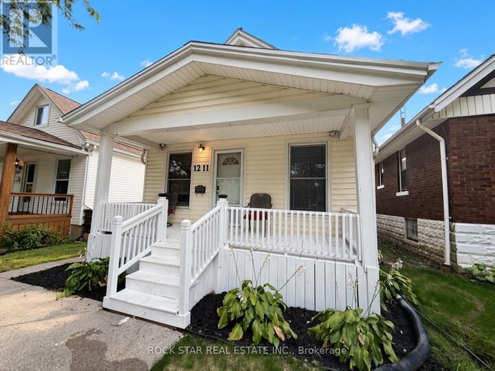 Property Photo:  1211 Lincoln Road  ON N8Y 2H9 