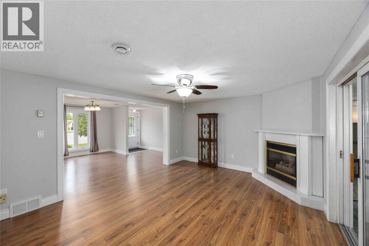 Property Photo:  1940 London Line  ON N7W 1B5 