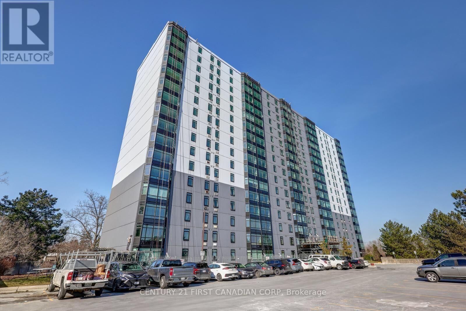 Property Photo:  45 Pond Mills Road 1014  ON N5Z 4W5 