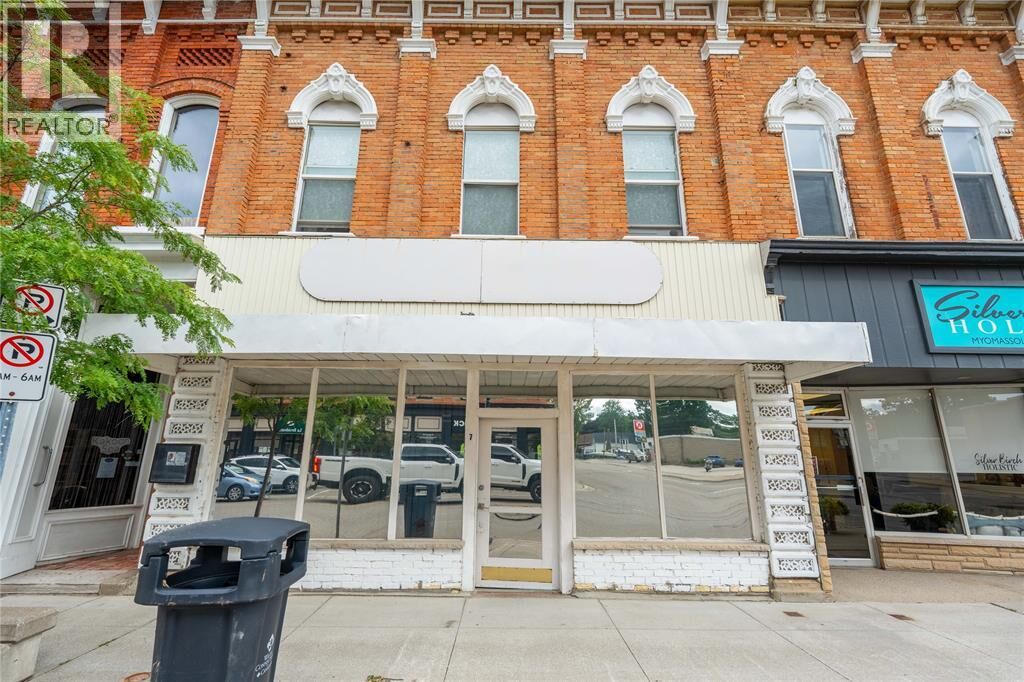 Property Photo:  7 Main Street West  ON N0P 2C0 