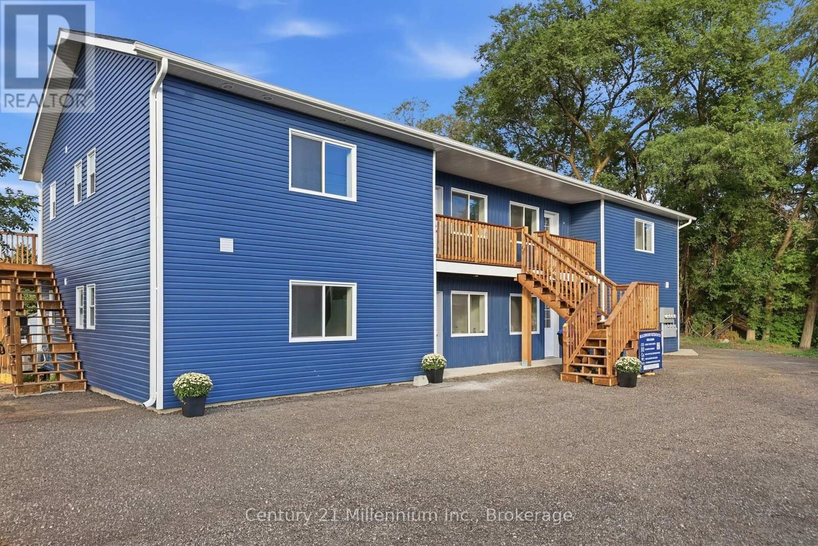 Property Photo:  9592 Beachwood Road 1  ON L9Y 0X2 
