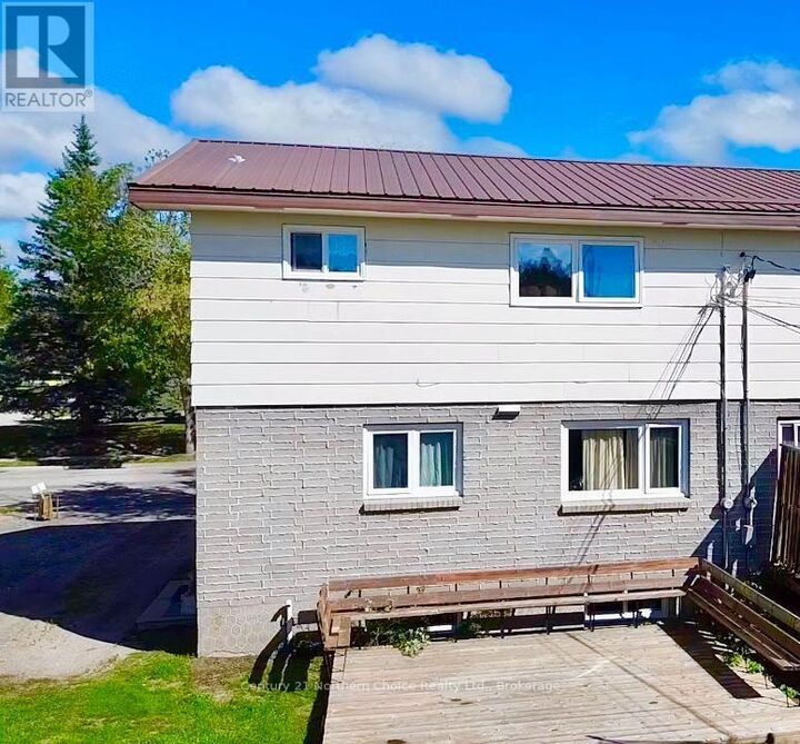 Property Photo:  154 Parkdale Road  ON P8N 1S2 
