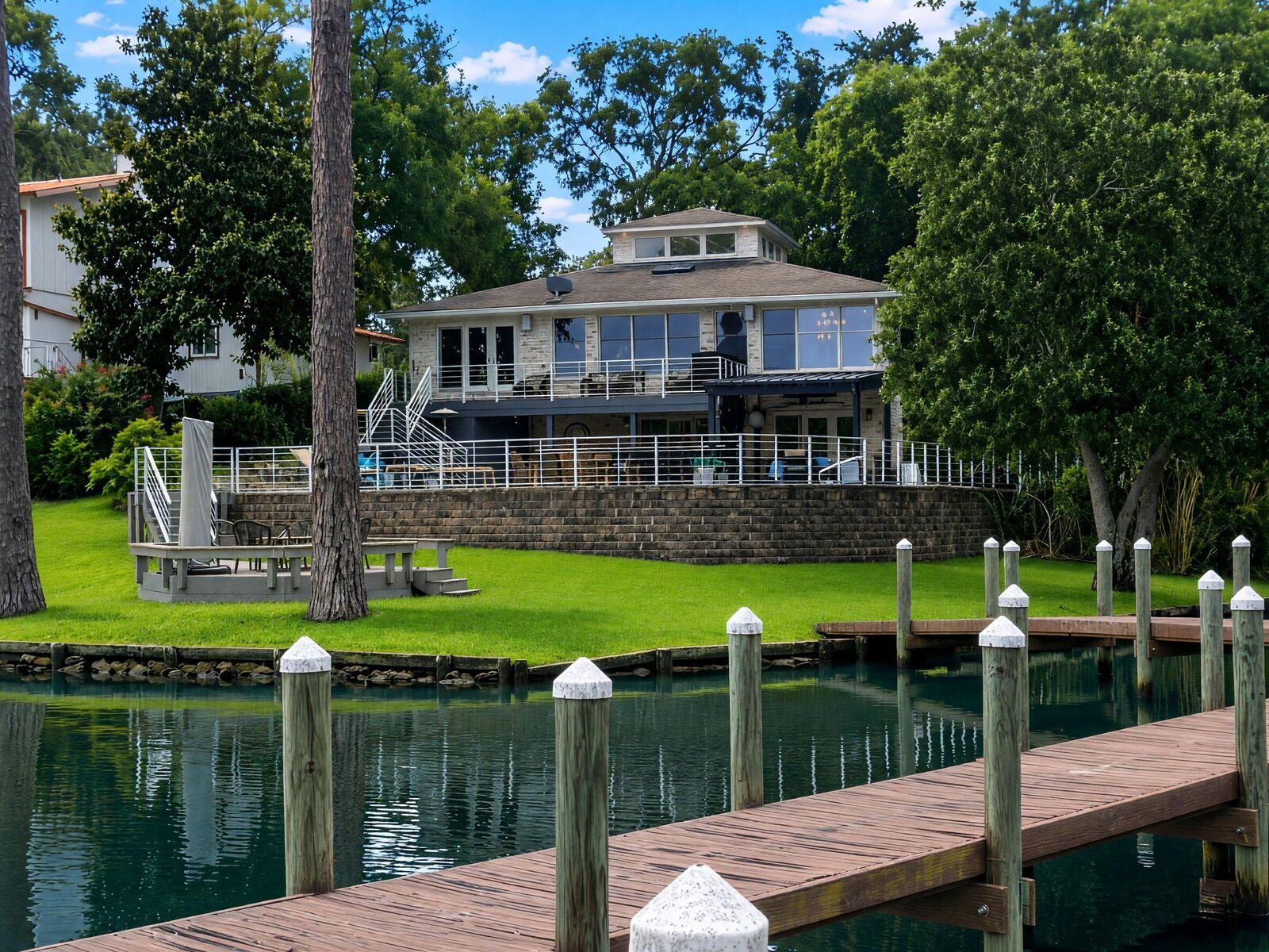 Property Photo: 271 NW Ewing Court FL 32548
