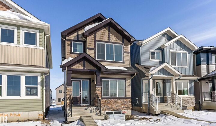 Property Photo:  1020 14 Avenue NW  AB T6T 2W8 