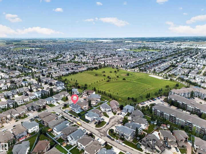 Property Photo:  6904 18 Avenue SW  AB T6X 0C9 