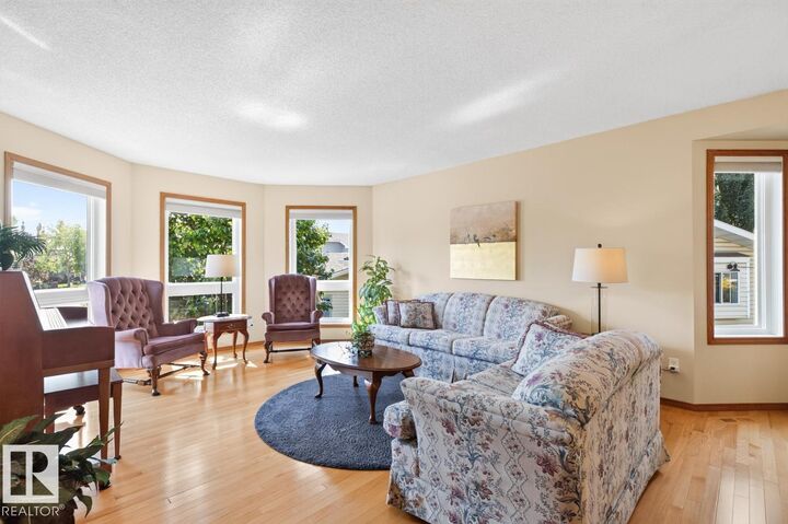 Property Photo:  133 Meadowview Drive  AB T8H 1P8 