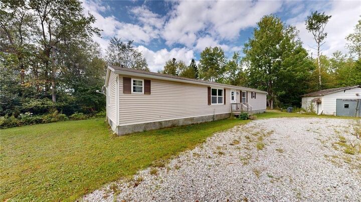 Property Photo:  87 River Road  NB E5N 7N1 