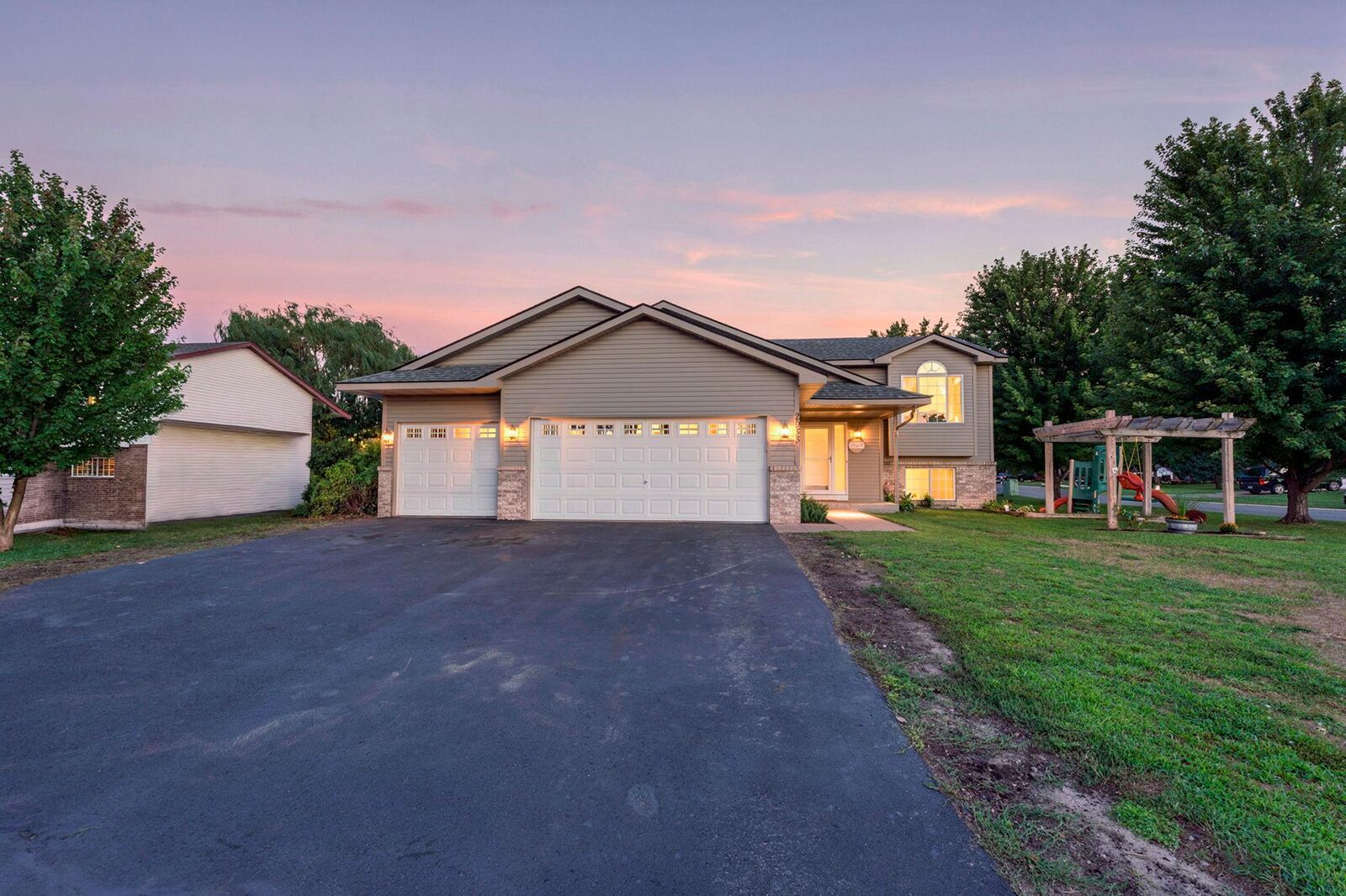 Property Photo:  2033 Joes Lake Road SE  MN 55008 