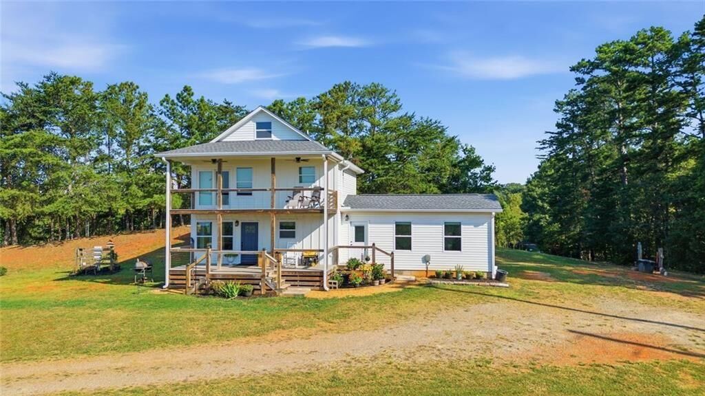 Property Photo: 1075 Four Mile Church Road GA 30107