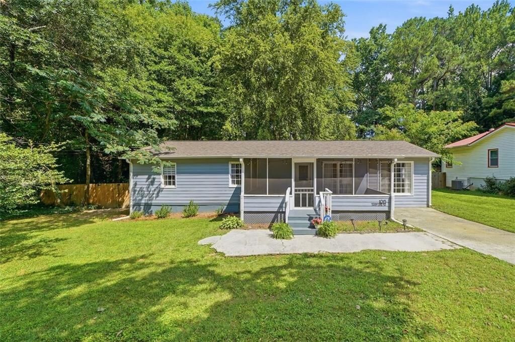 Property Photo: 1013 Shady Lane NW GA 30152
