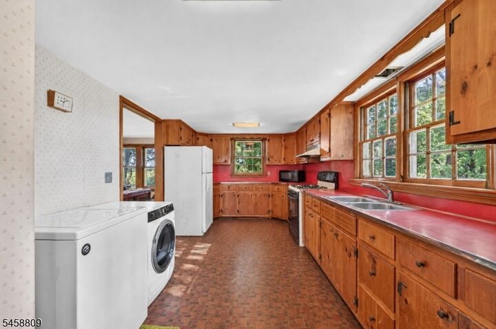 Property Photo:  240 Willow Rd  NJ 08844 