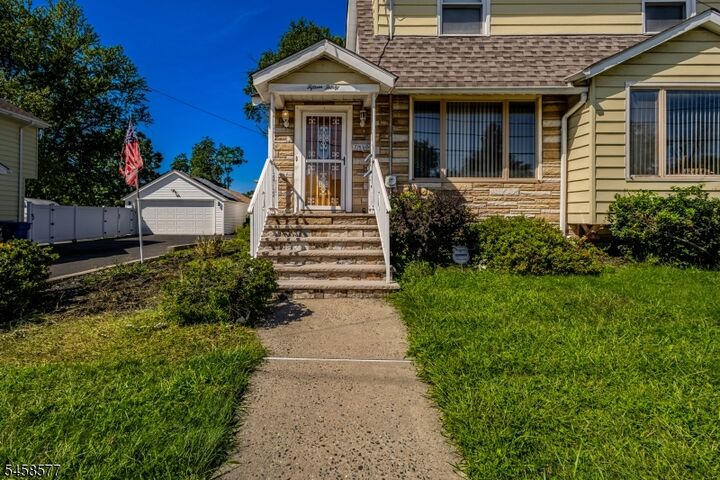 Property Photo: 1530 Windrew Ave NJ 07080