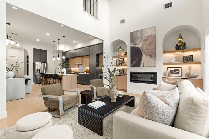 Property Photo: 409 Walton Street B TX 77009