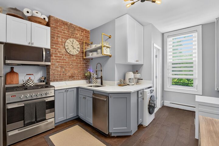 Property Photo: 606 1st St #5 NJ 07030