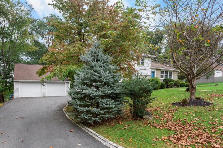 Property Photo:  210 Jonathan Drive  PA 18045 