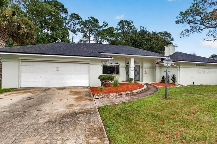 Property Photo:  110 Wellington Drive  FL 32164 