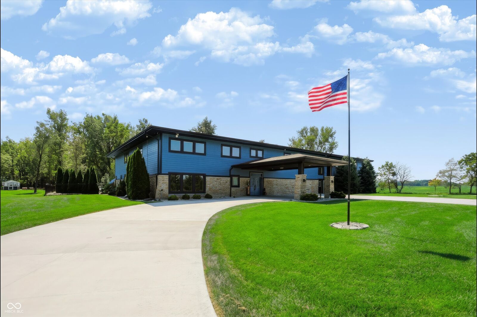 Property Photo:  1705 W 246th Street  IN 46069 