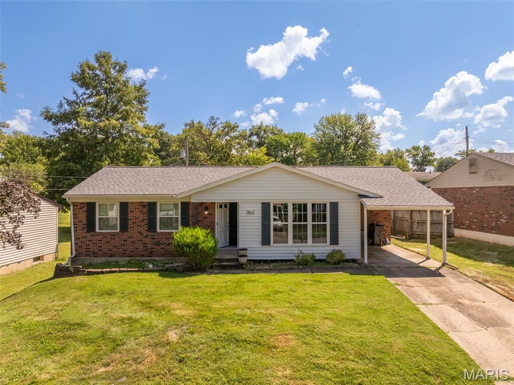 Property Photo: 2117 Bolton Street MO 63301