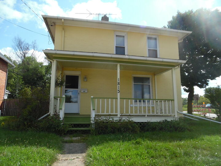 Property Photo:  1813 S Martin Luther King Jr Drive S  MI 49203 