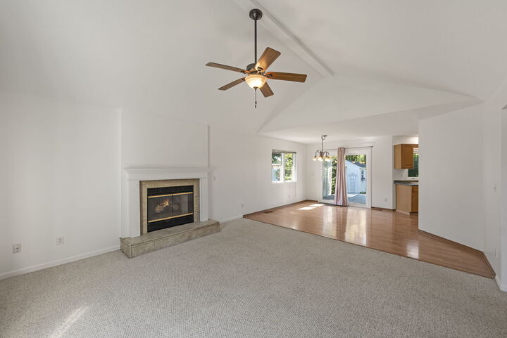 Property Photo: 1607 Hatteras Drive IL 60914
