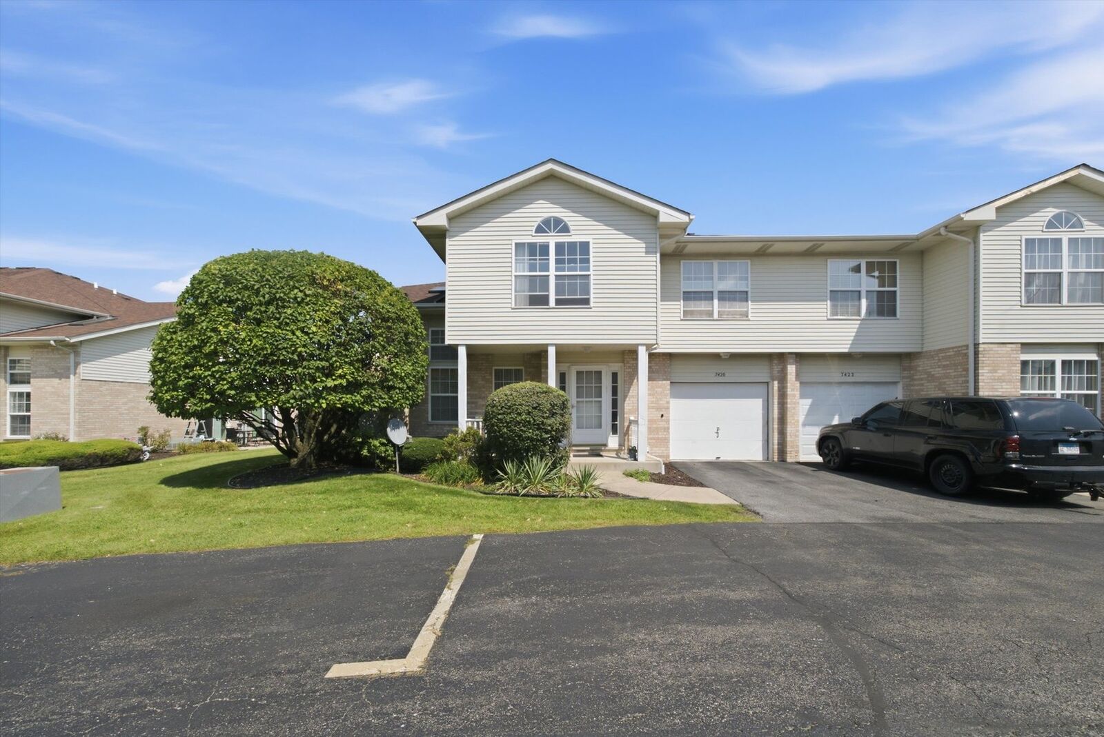 Property Photo:  7420 Maple Drive  IL 60458 