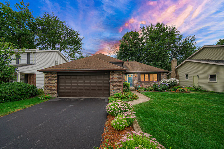 Property Photo: 1061 185th Place IL 60430