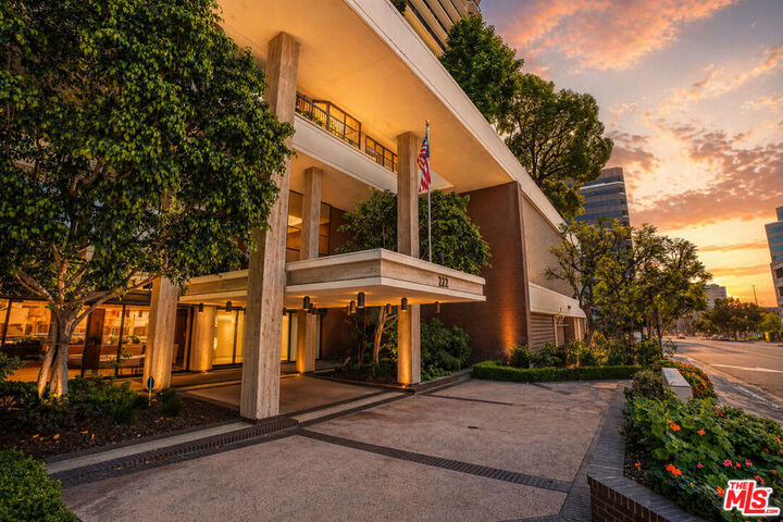 Property Photo: 222 Monterey Road 1306 CA 91206