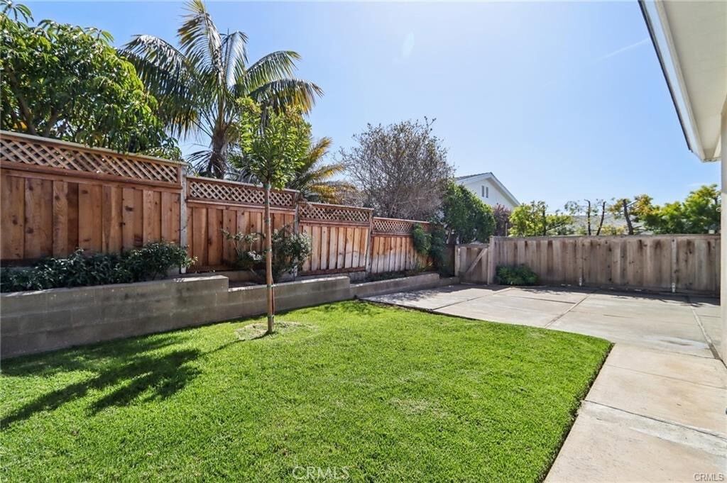 Property Photo:  429 Morning Canyon  CA 92625 