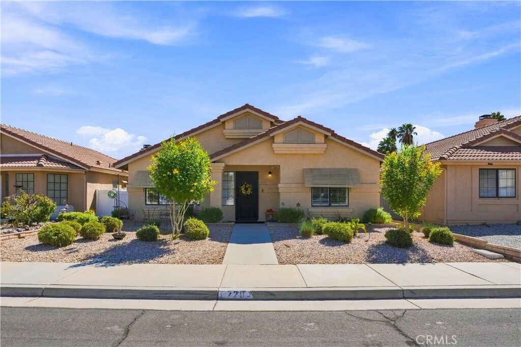 Property Photo:  720 Via Casitas  CA 92545 