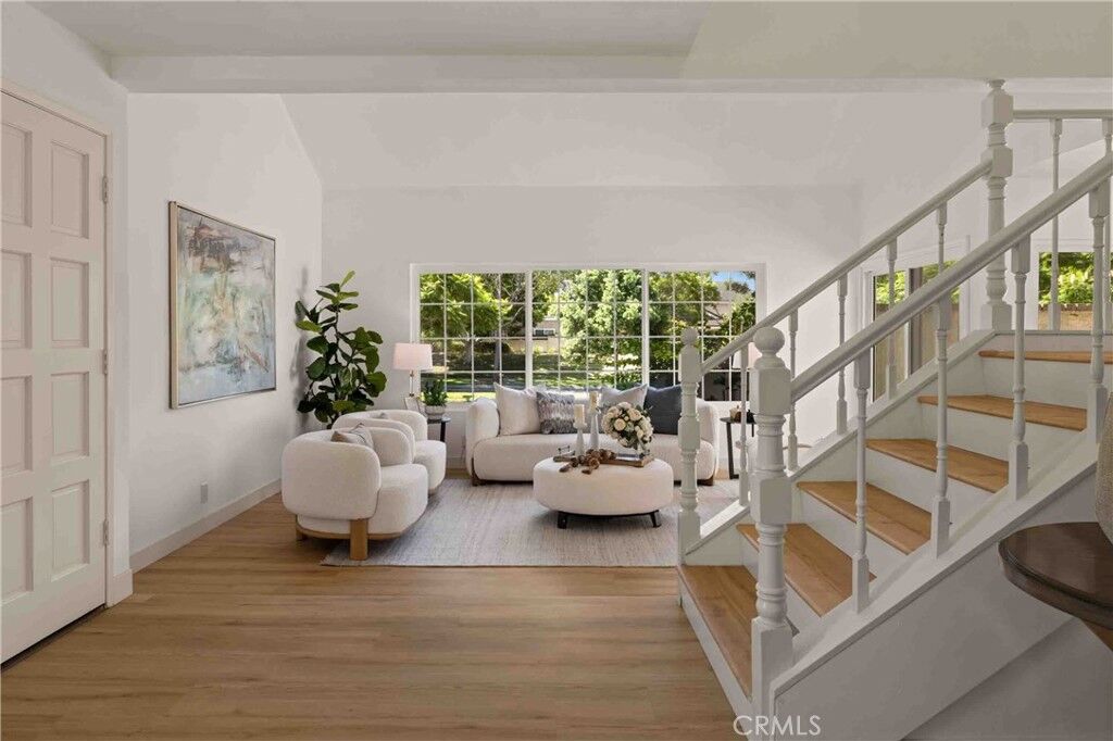 Property Photo:  59 E Yale Loop 31  CA 92604 