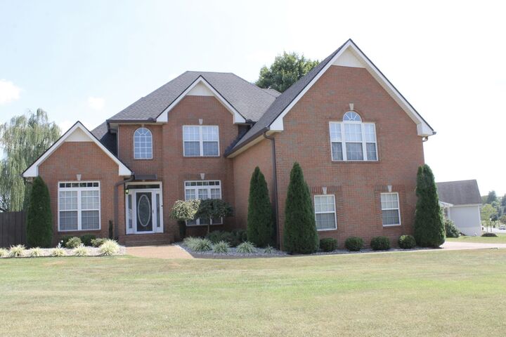 Property Photo:  312 Cherry Ln  TN 37188 