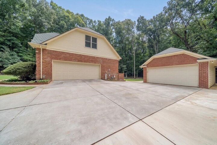 Property Photo:  8923 Planters View Cv  TN 38133 