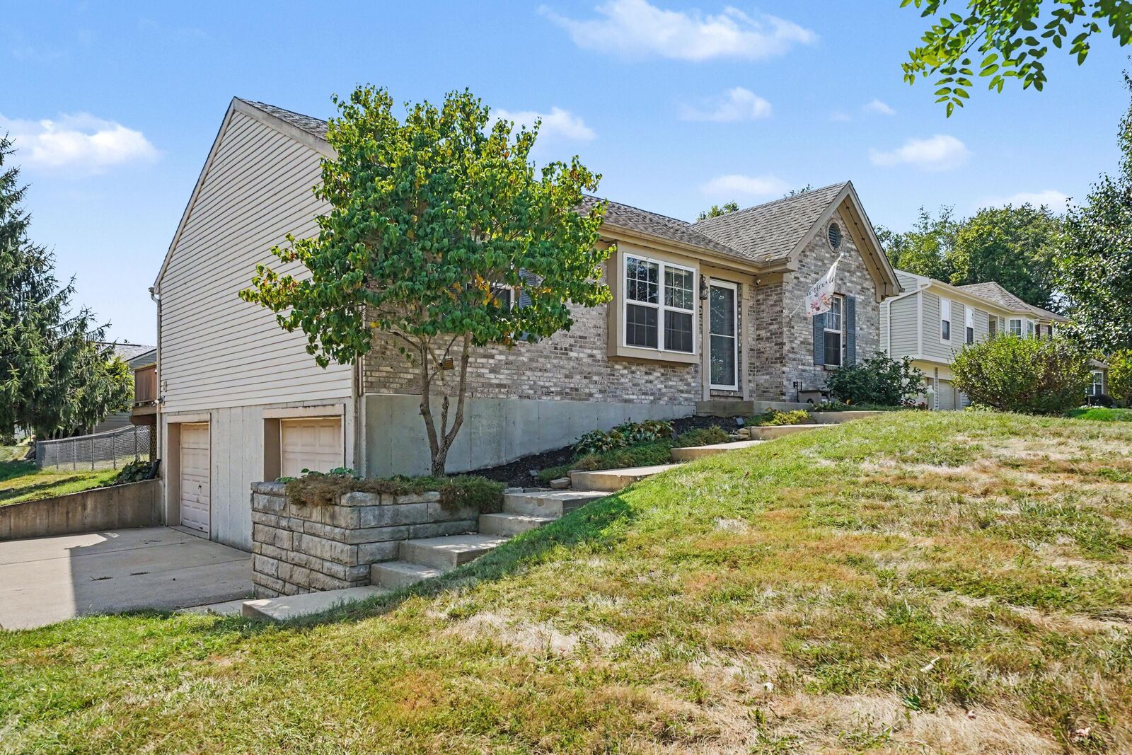 Property Photo: 3000 Ashbrooke Circle KY 41005