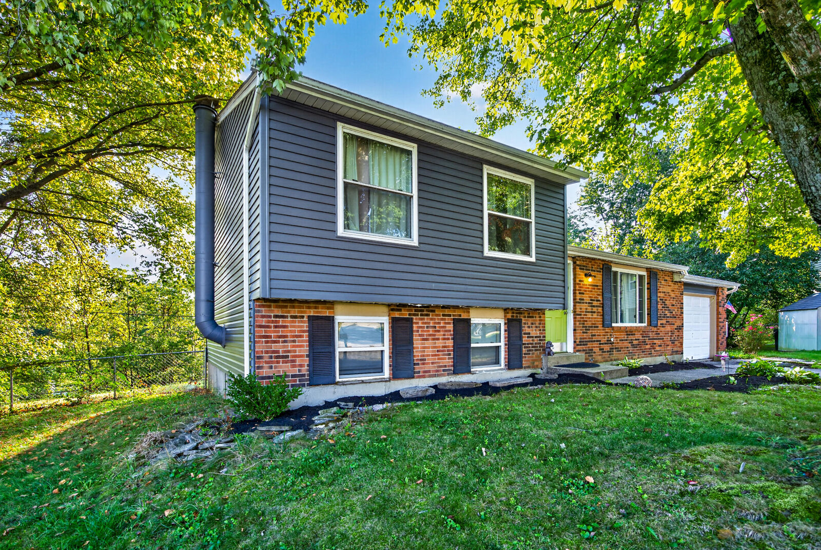 Property Photo: 6194 Ridewood Court KY 41005