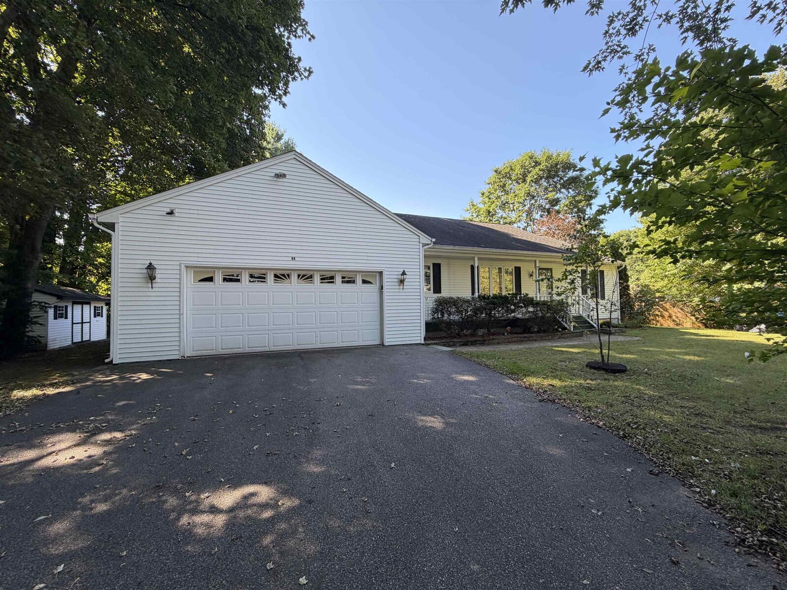 Property Photo:  44 Arch Street  NH 03431 