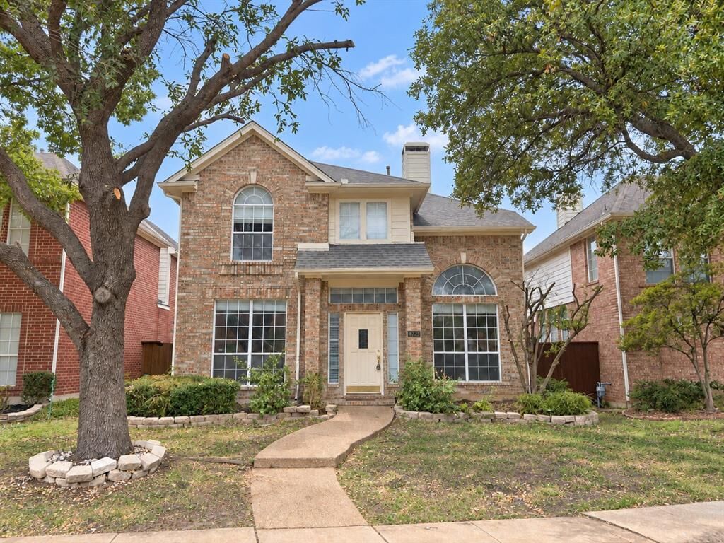 Property Photo: 8723 Stonecrest Drive TX 75063