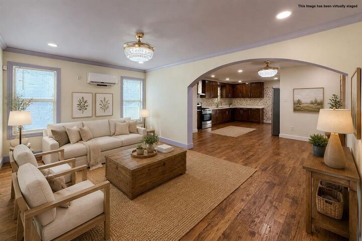 Property Photo: 1213 Forester Drive TX 75216