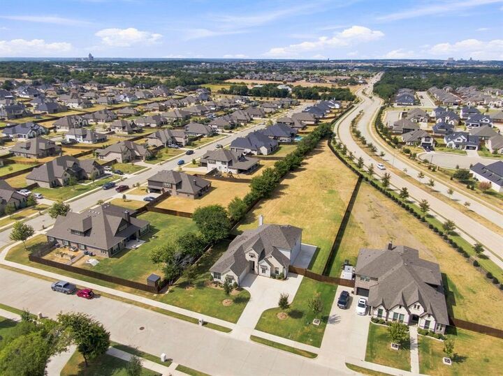 Property Photo:  801 Brandi Ridge Drive  TX 76065 