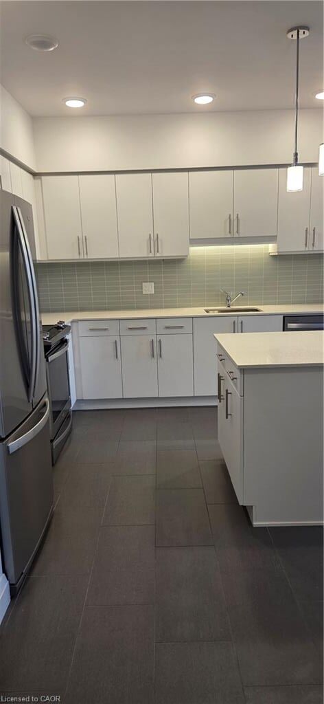 Property Photo:  399 Queen Street S 304  ON N2G 1W6 