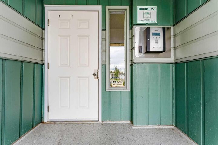 Property Photo:  315 Southampton Drive SW 2312  AB T2W 2T6 