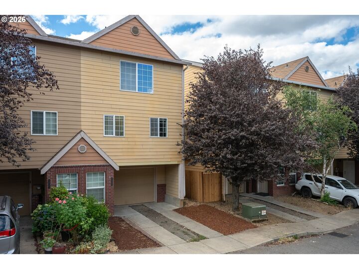 Property Photo: 12115 SE Harold St OR 97266