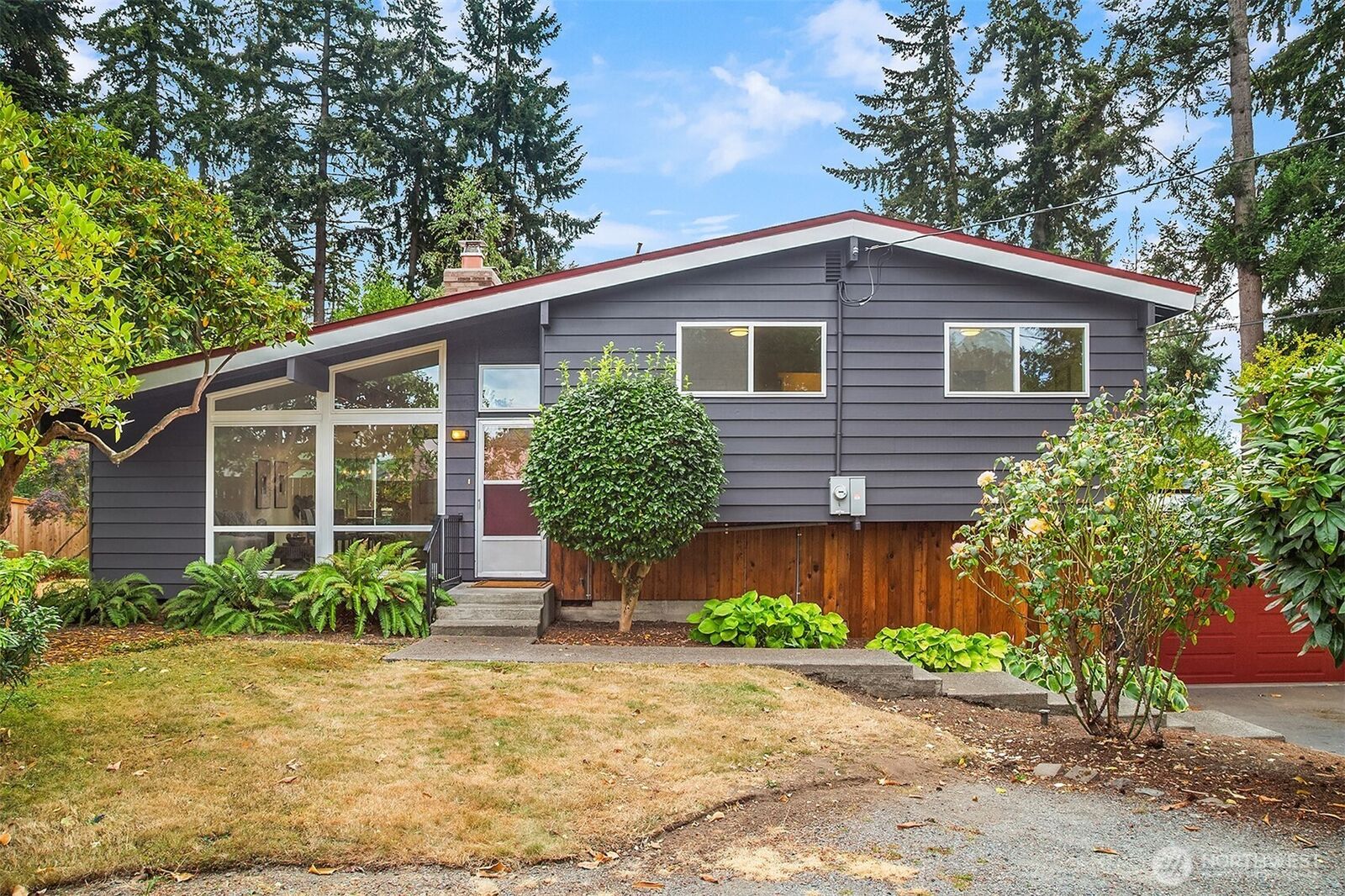 Property Photo:  8124  213th Street SW  WA 98026 