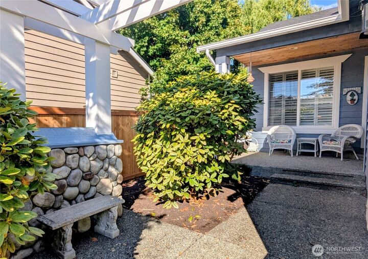 Property Photo:  18431  12th Drive SE  WA 98012 