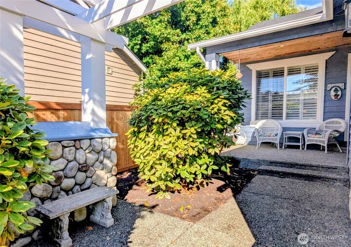 Property Photo:  18431  12th Drive SE  WA 98012 