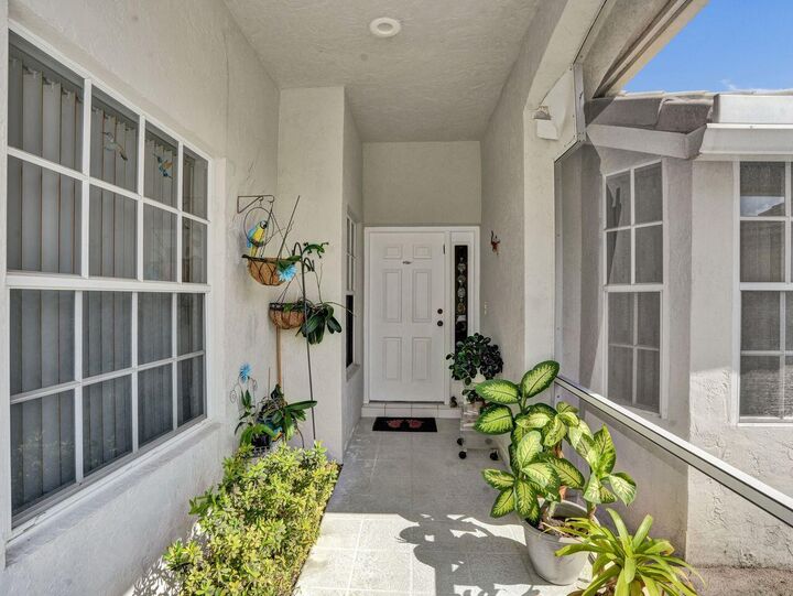 Property Photo: 7592 Ironbridge Circle FL 33446